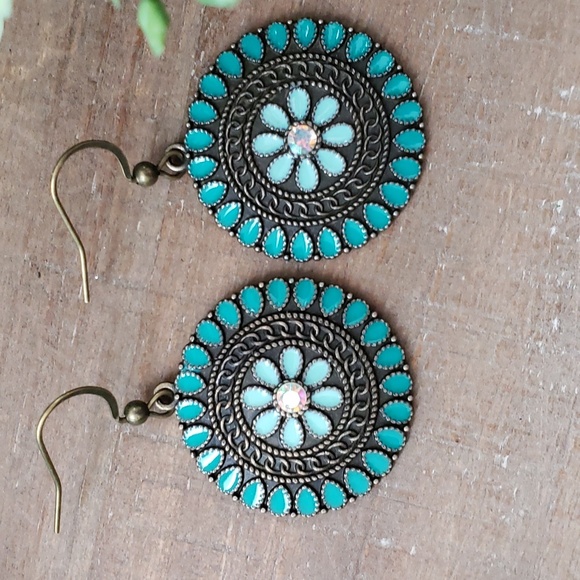 Boho-style Elements Necklace & Earring Set - Picture 4 of 4